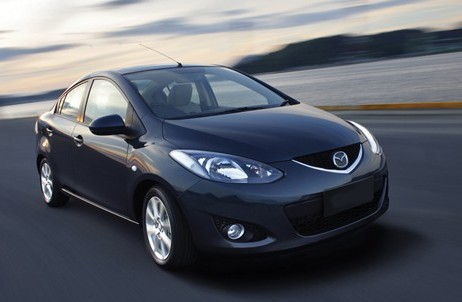 Mazda2勁翔 炫動款 1.5L 手動時(shí)尚型 2010款