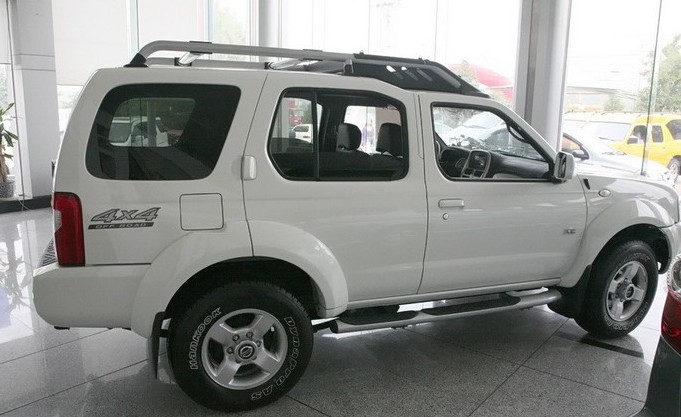 鄭州日產(chǎn) 帕拉丁 ZN6454WAG4 舒適型 2006款