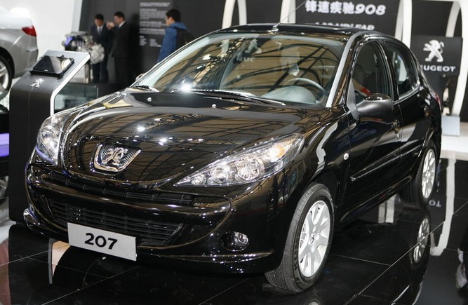 標(biāo)致207兩廂 1.6L 手動(dòng) 馭樂版 2011款