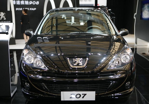 標(biāo)致207兩廂 1.6L 手動(dòng) 品樂版 2011款