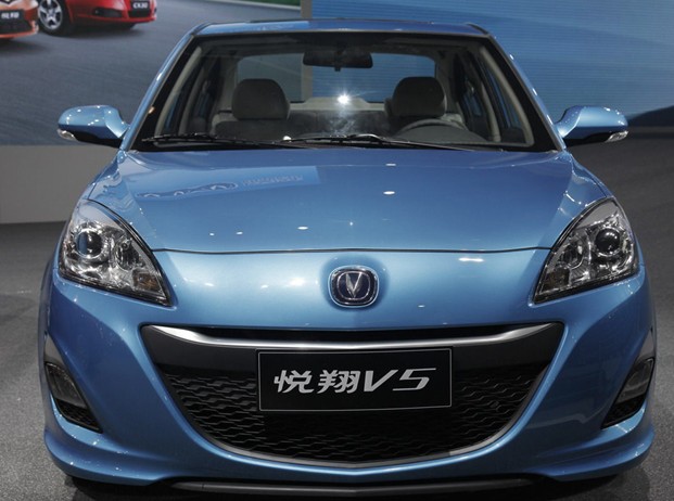 長安轎車 悅翔V5 1.5L 手動 夢幻型 2012款