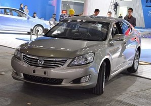 2013款睿騁2.0L 手動舒適版